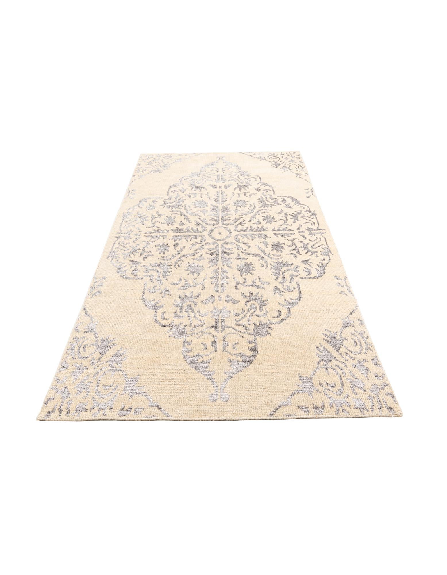 5' x 8' Hand Knotted Darya Rug