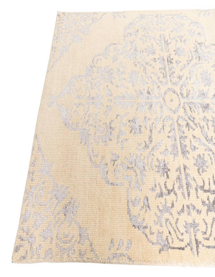 Detail image of 5' x 8'  Hand Knotted Darya Rug