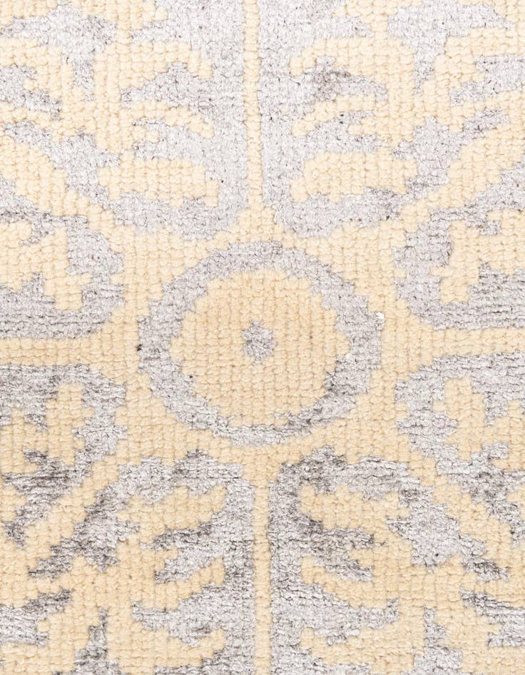 Detail image of 5' x 8'  Hand Knotted Darya Rug