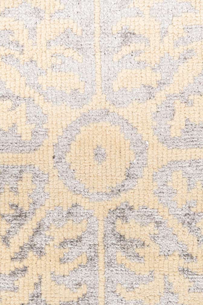 5' x 8' Hand Knotted Darya Rug