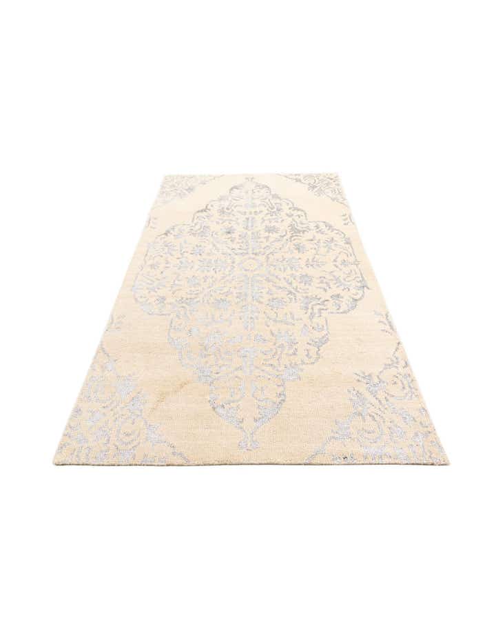 4' 10 x 8' Hand Knotted Darya Rug