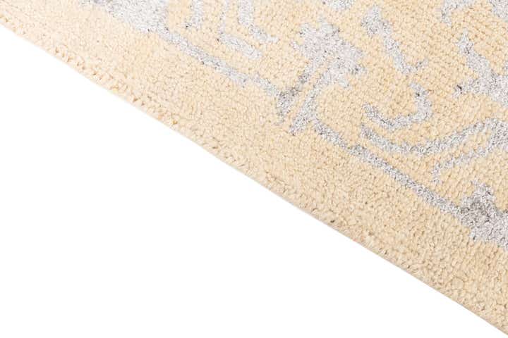4' 10 x 8' Hand Knotted Darya Rug