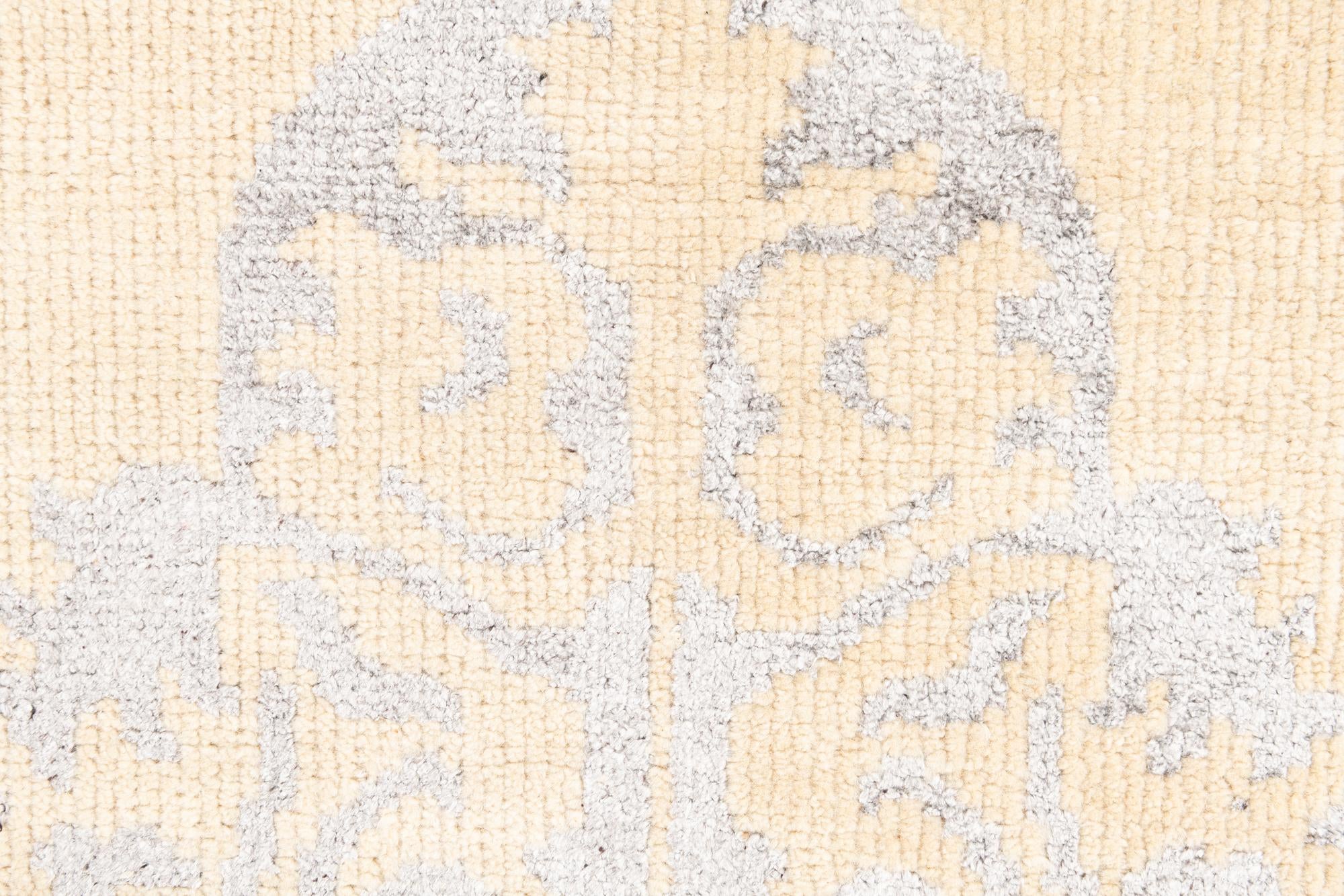 4' 10 x 8' Hand Knotted Darya Rug