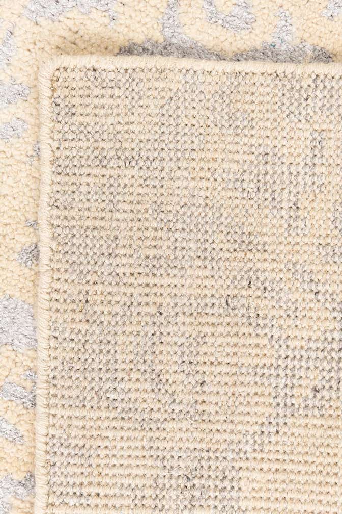4' 10 x 8' Hand Knotted Darya Rug