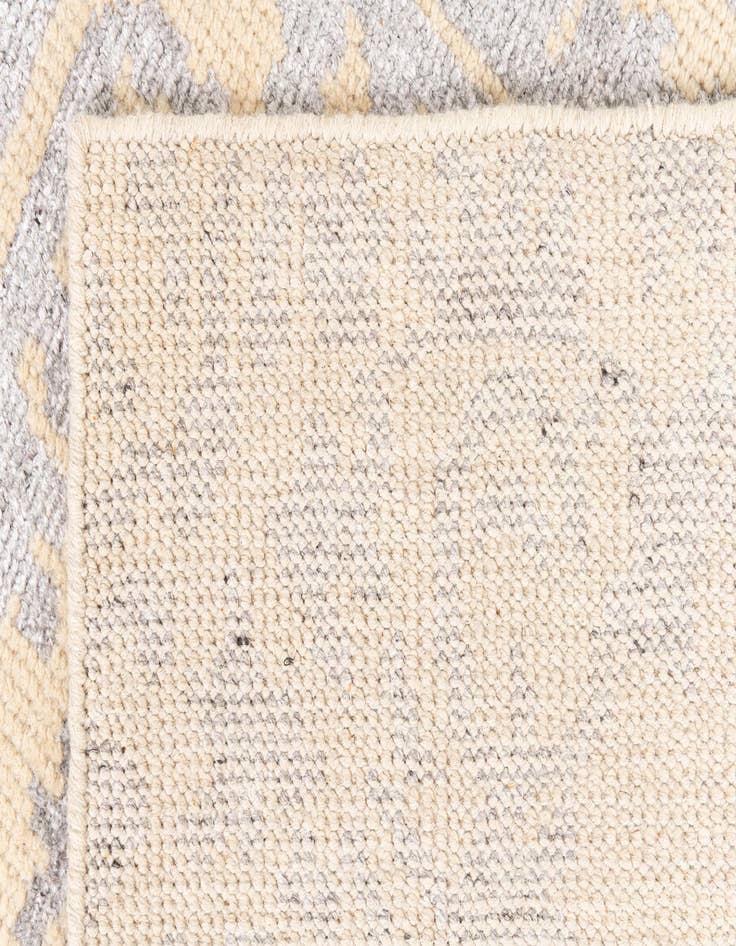 Detail image of 5' x 7' 10  Hand Knotted Darya Rug