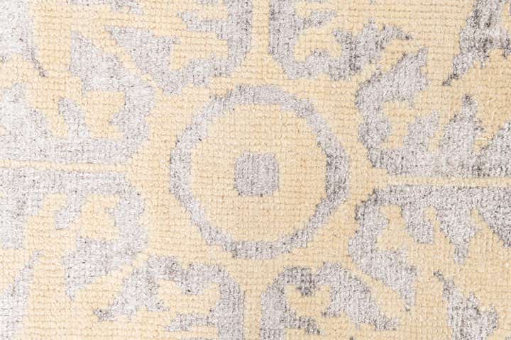 4' 10 x 7' 10 Hand Knotted Darya Rug