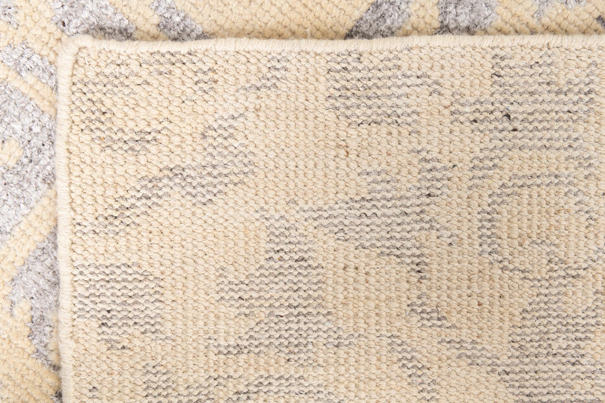 4' 10 x 7' 10 Hand Knotted Darya Rug