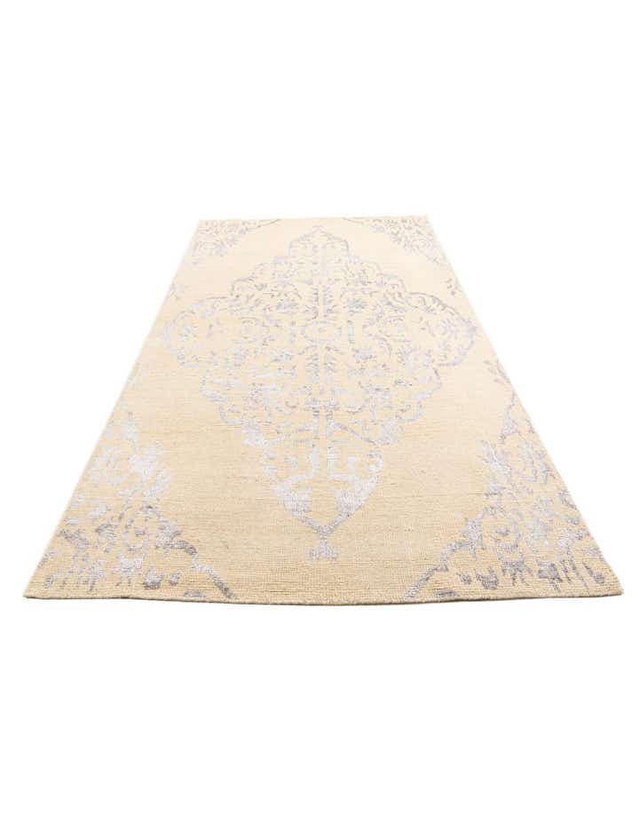 5' 7 x 9' Hand Knotted Darya Rug