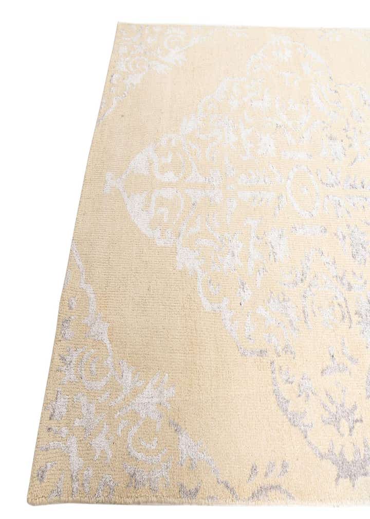 5' 7 x 9' Hand Knotted Darya Rug