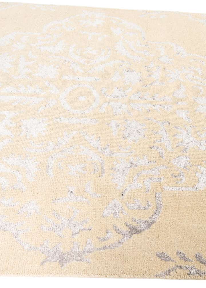 5' 7 x 9' Hand Knotted Darya Rug