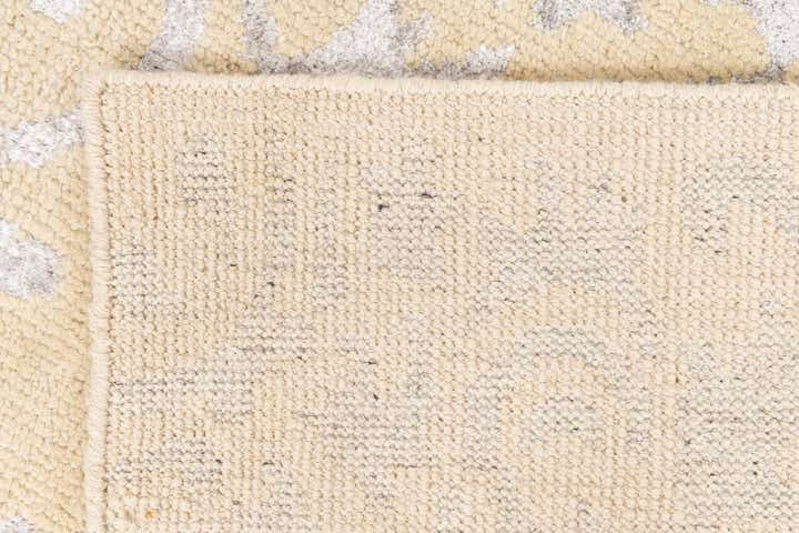 5' 7 x 9' Hand Knotted Darya Rug