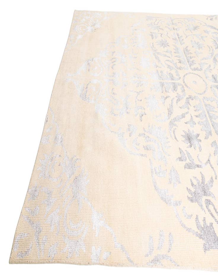 Detail image of 8' 10 x 12' 9 Hand Knotted Darya Rug