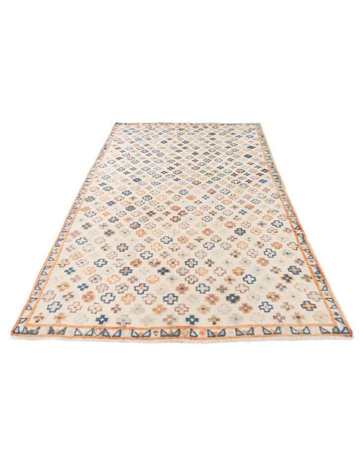 Detail image of 6' 2 x 9' 5 Hand Knotted Darya Wool Rug