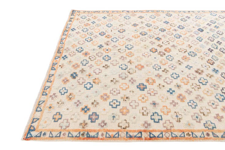 Detail image of 6' 2 x 9' 5 Hand Knotted Darya Wool Rug