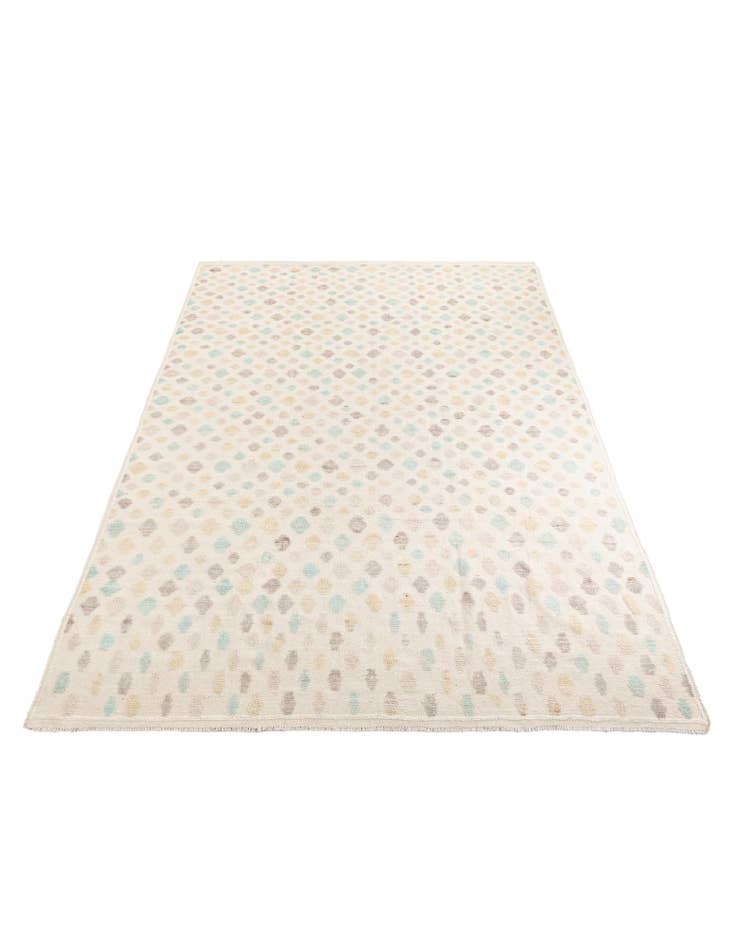Detail image of 8' 9 x 12' 7 Hand Knotted Darya Wool Rug