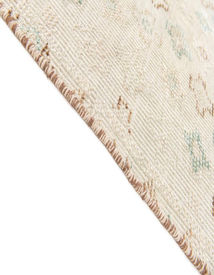 Detail image of 6' 4 x 10'  Hand Knotted Darya Wool Rug