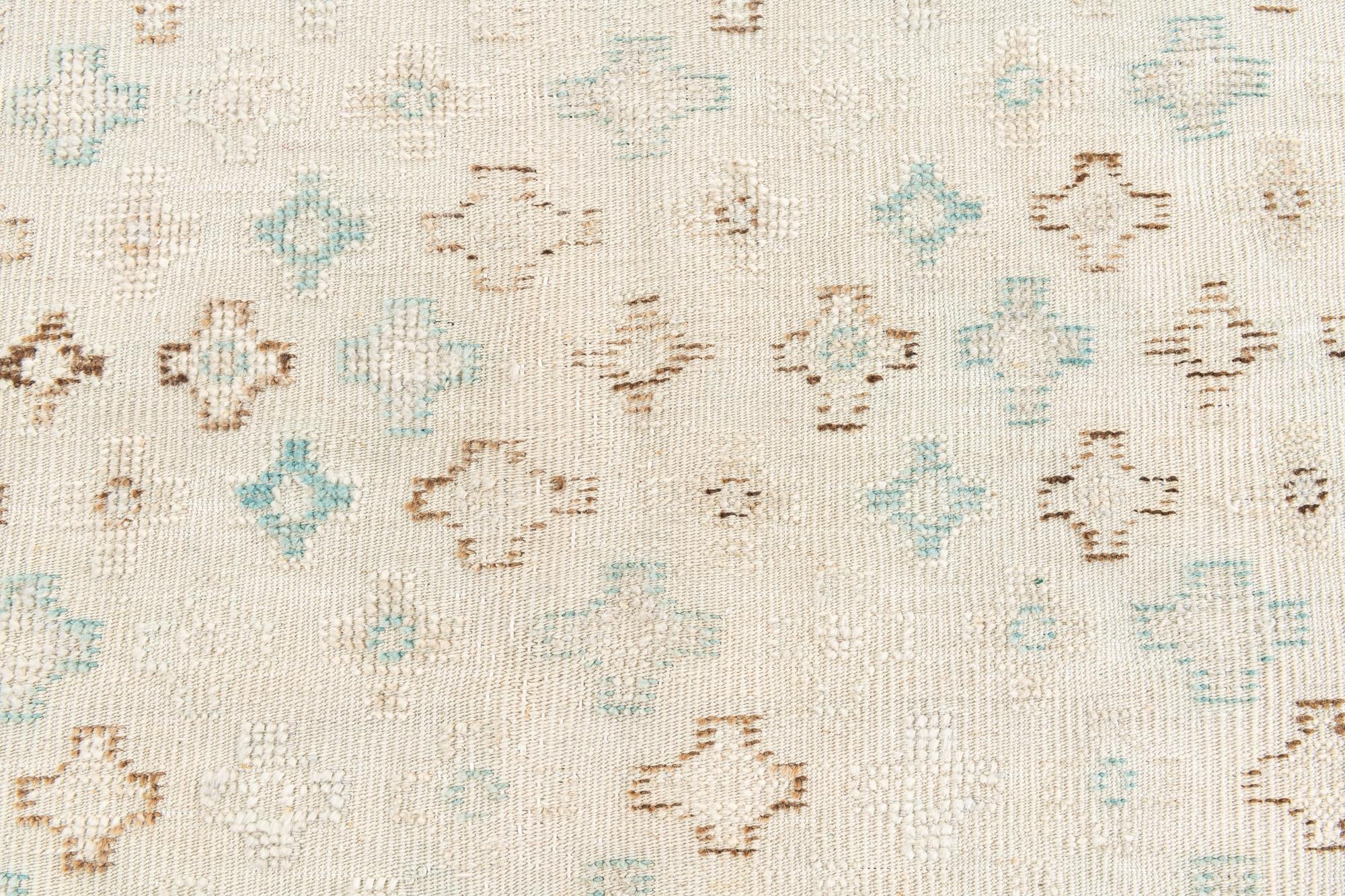 6' 4 x 10' Hand Knotted Darya Wool Rug