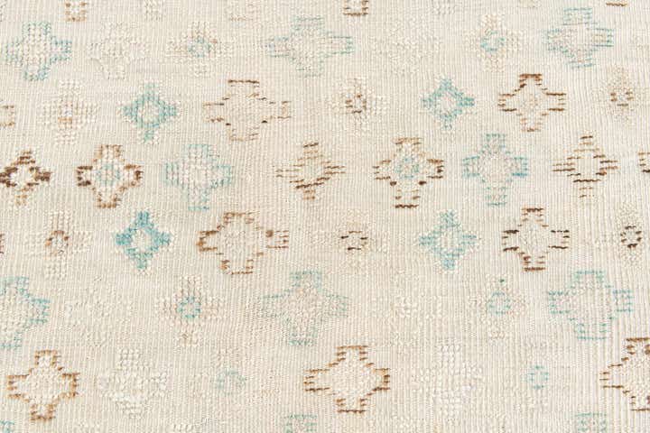 6' 4 x 10' Hand Knotted Darya Wool Rug