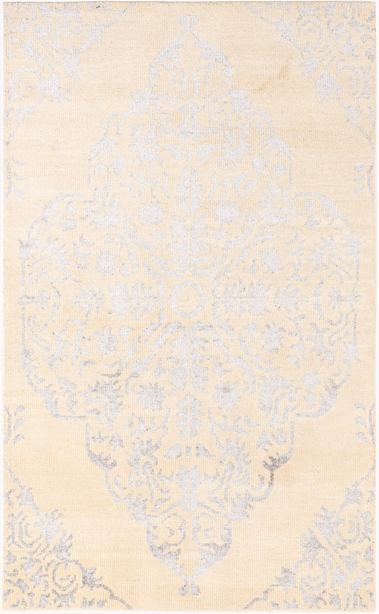 4' 10 x 8'  Hand Knotted Darya Rug