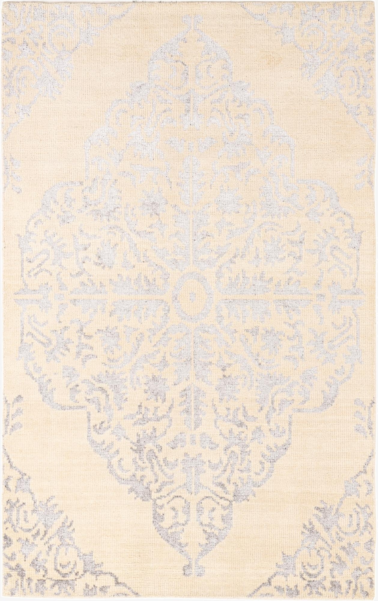 5' x 7' 10  Hand Knotted Darya Rug