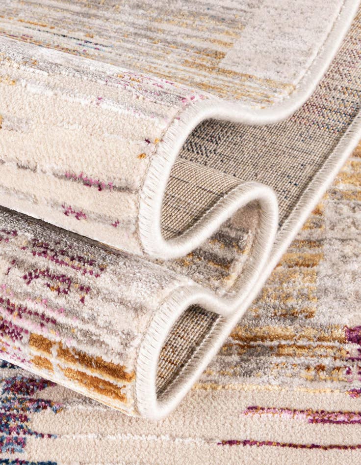 Detail image of 2' x 3' Deepa Rug