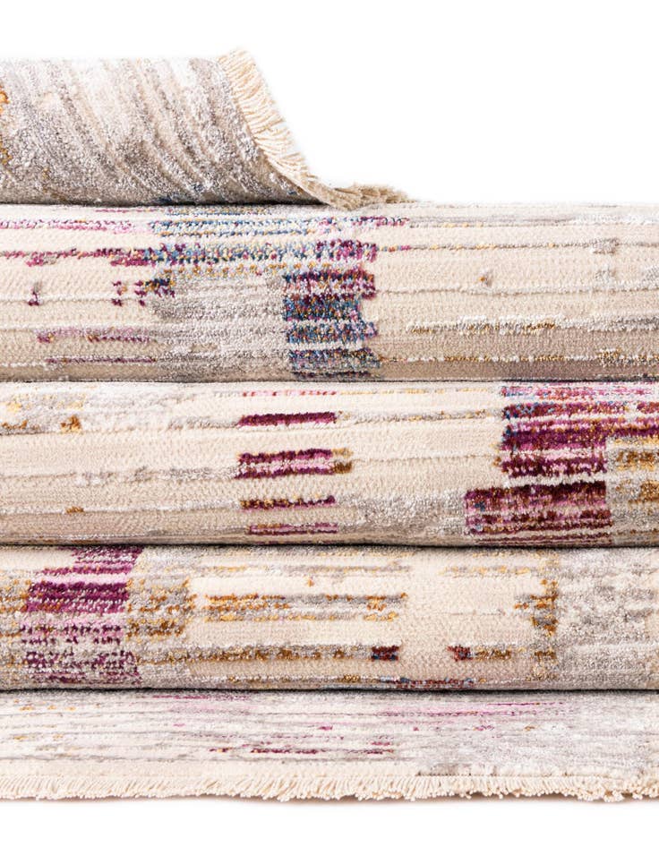 Detail image of 2' x 3' Deepa Rug
