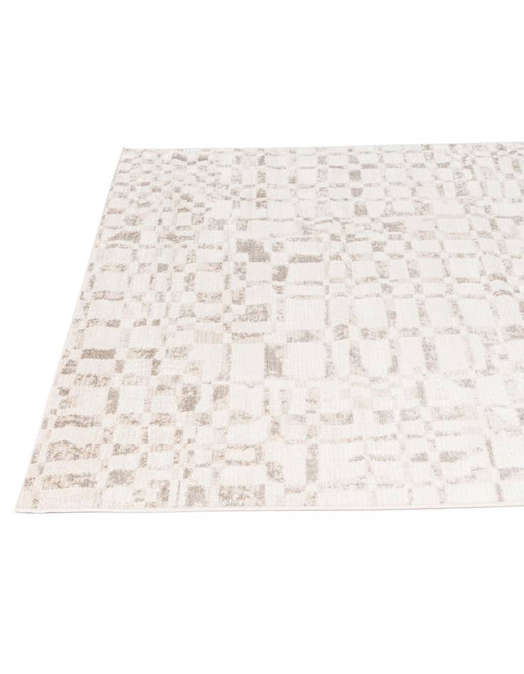 Detail image of 5' 2 x 7' 4 Delilah Rug