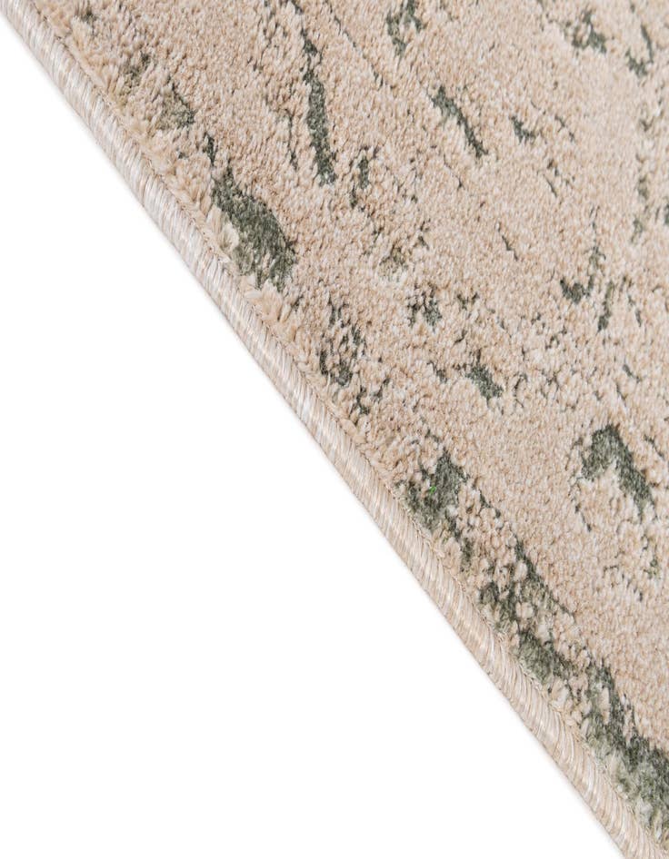 Detail image of 5' 3 x 7' 4 Delilah Rug