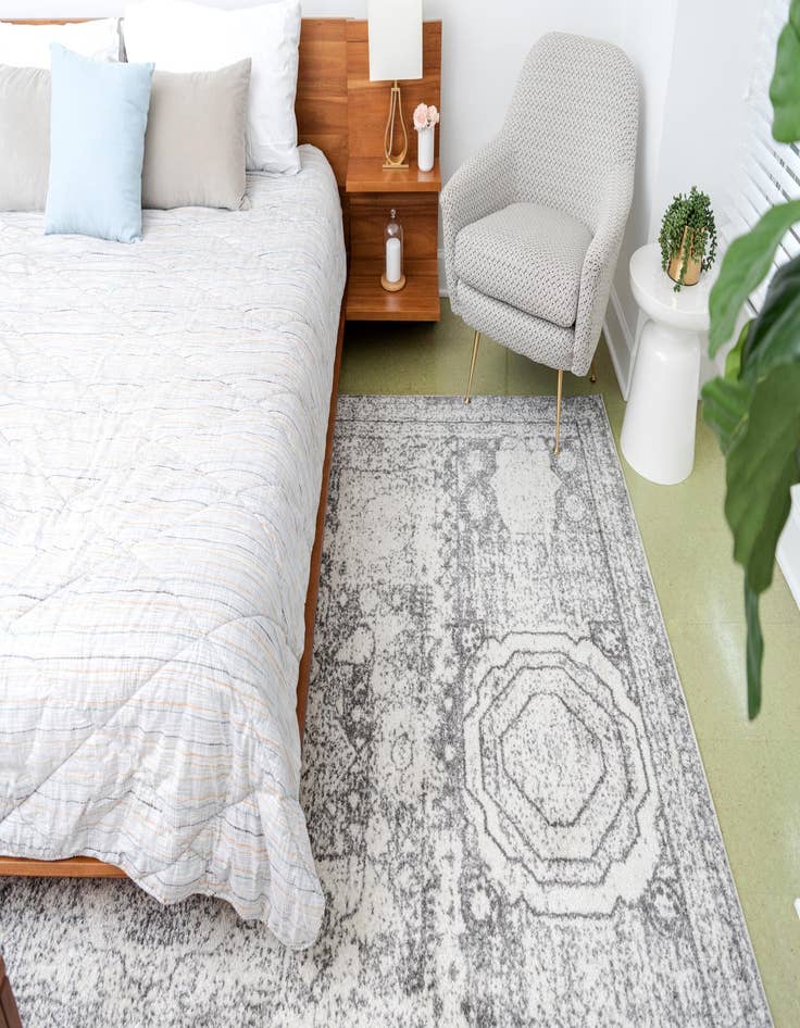 Detail image of 8' x 10' Dover Rug