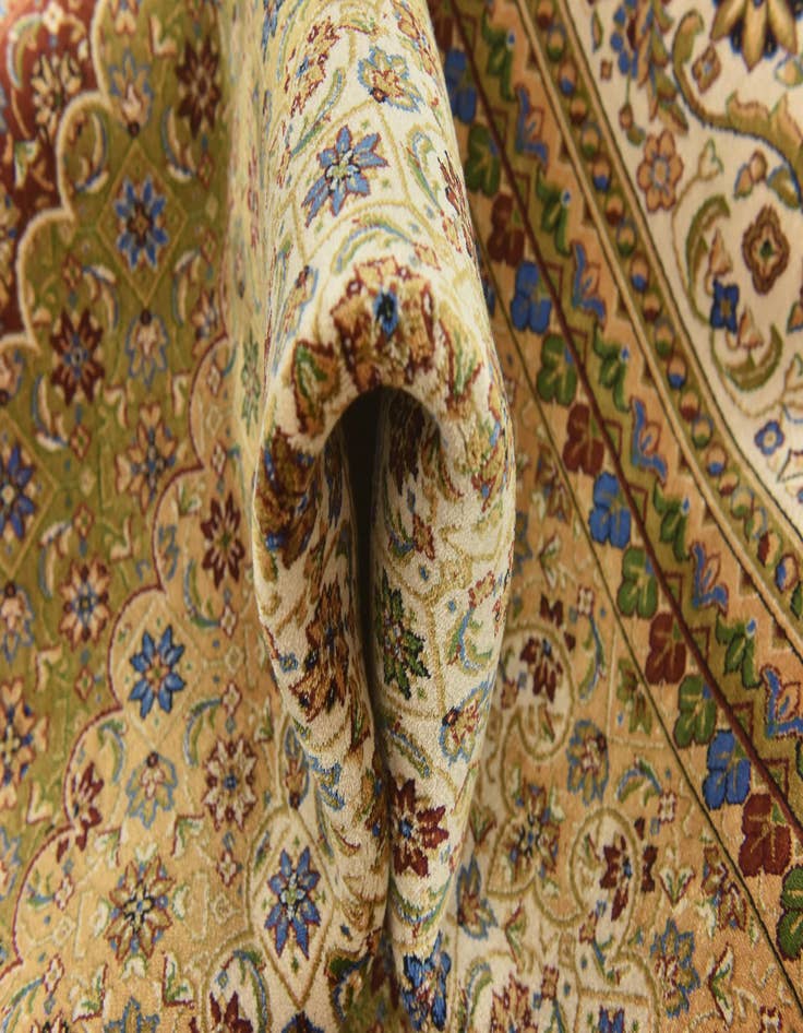 Detail image of 6' 7 x 9' 10 Dynasty Rug