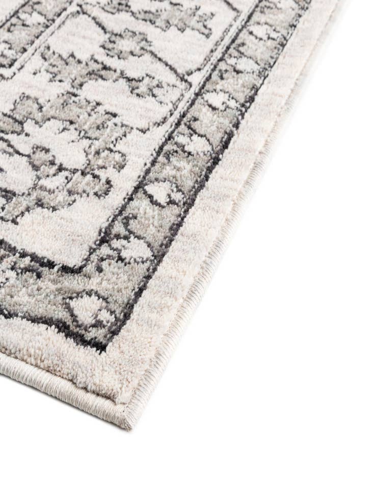 Detail image of 4' x 6' Eco Traditional Rug