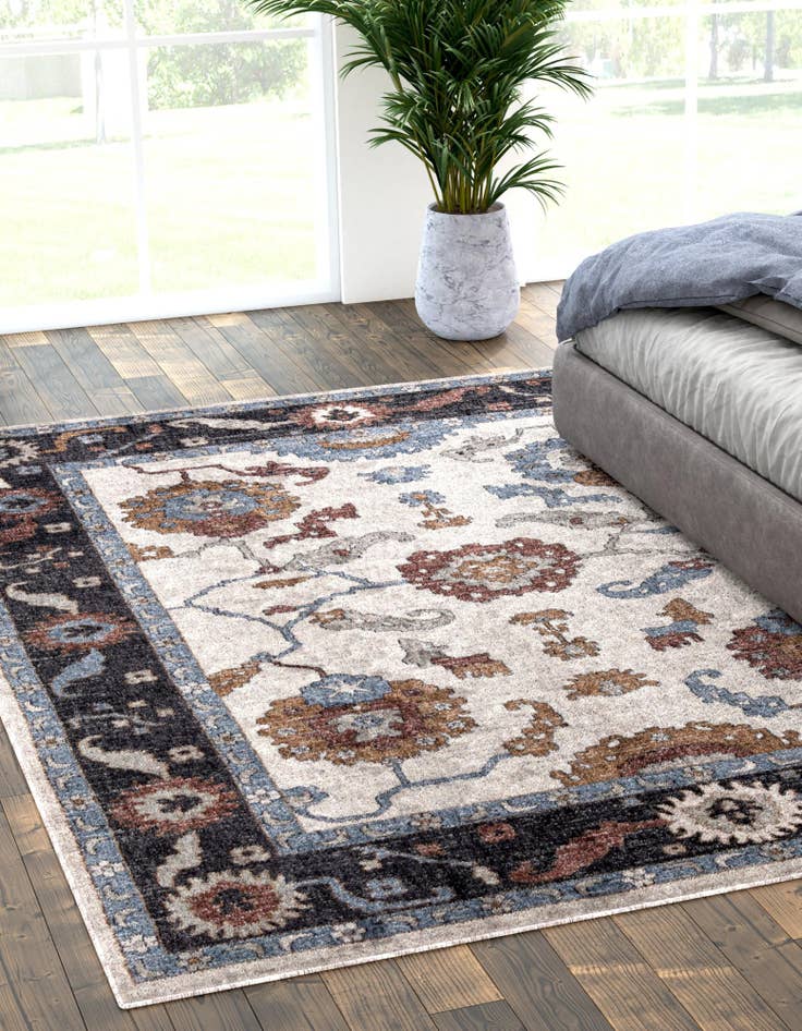 Detail image of 10' x 13' Eco Traditional Rug