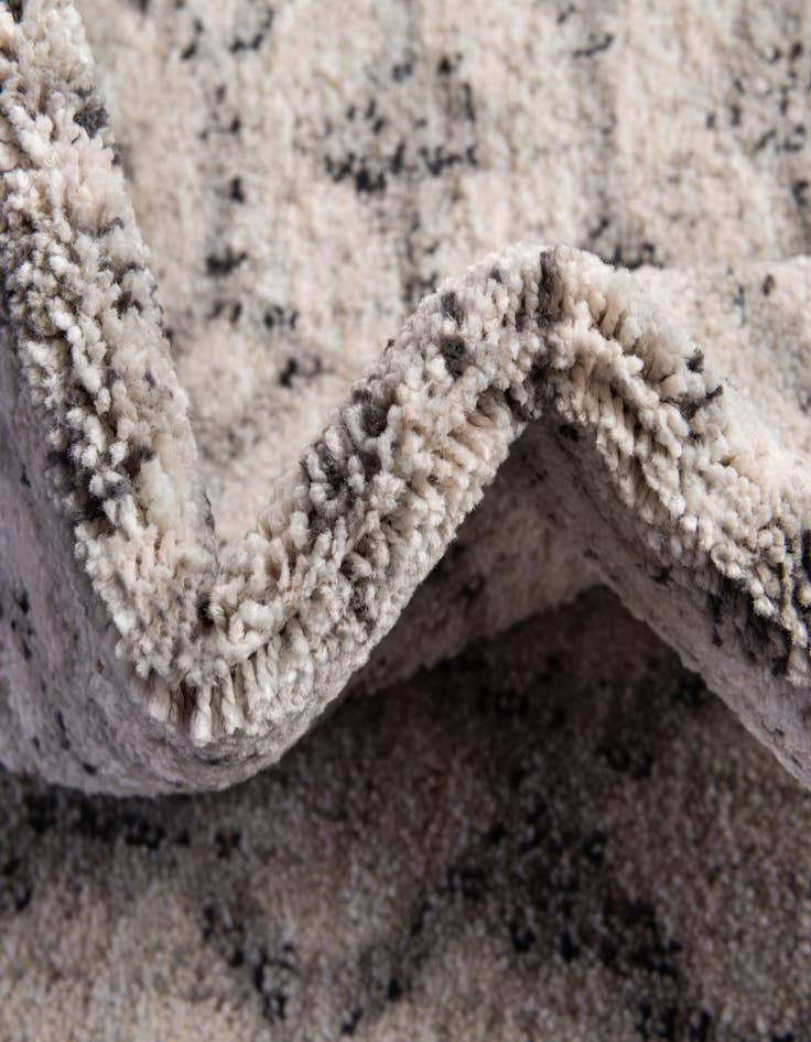 Detail image of 2' x 3' Eco Trellis Rug