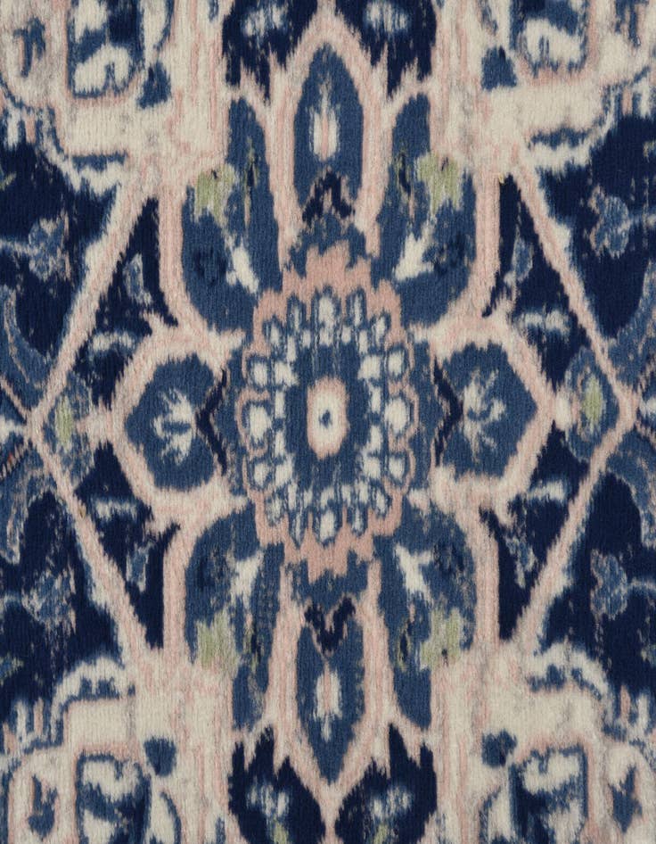 Detail image of 6' x 9' Eden Rug