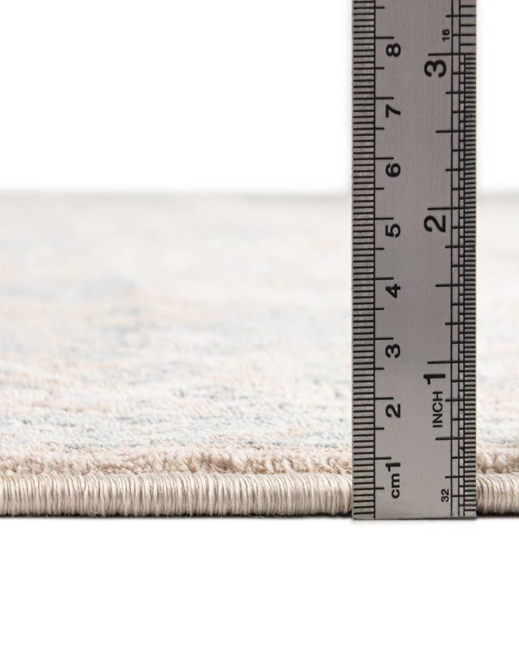 Detail image of 5' 3 x 7' 7 Eliza Rug