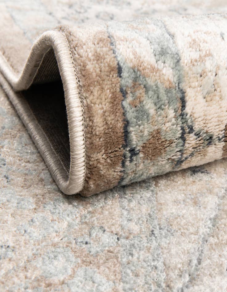 Detail image of 5' 3 x 7' 7 Eliza Rug