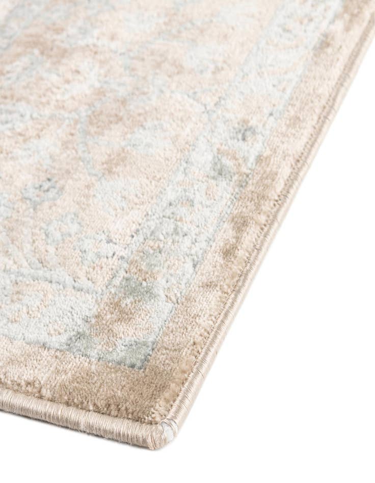 Detail image of 5' 3 x 7' 7 Eliza Rug