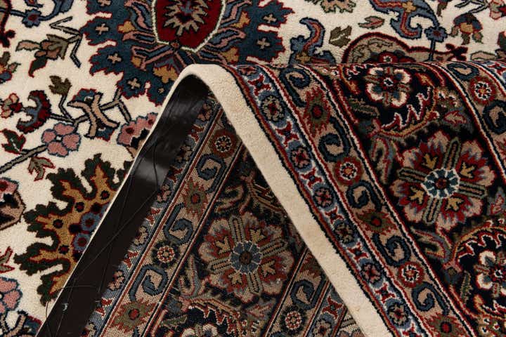 6' 5 x 10' Hand Knotted Farahan Wool Rug