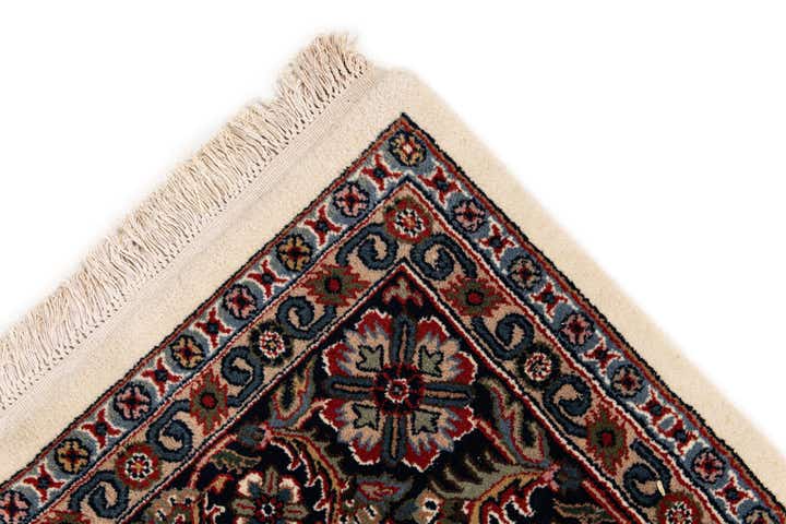 6' 5 x 10' Hand Knotted Farahan Wool Rug