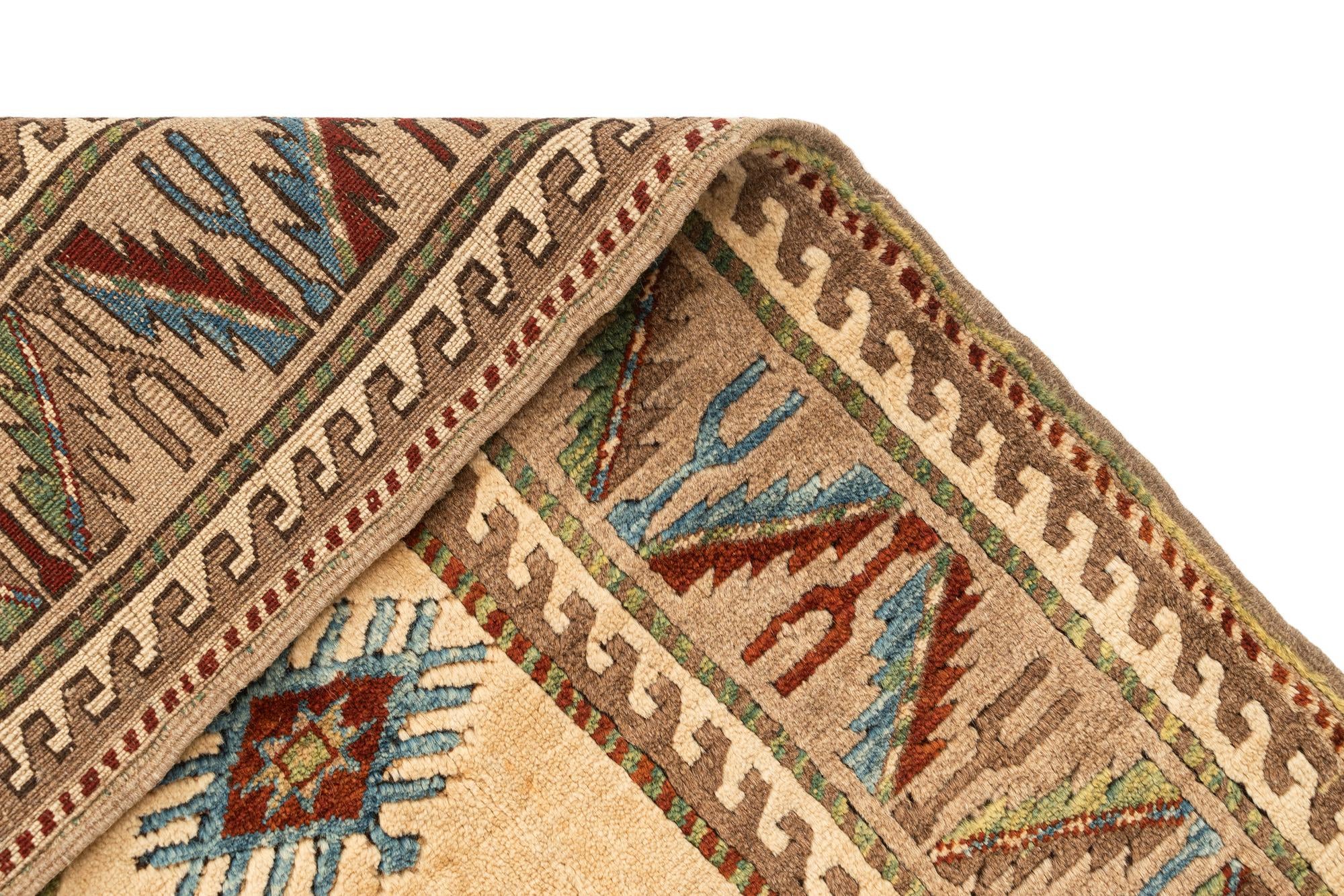 4' 4 x 5' 10 Hand Knotted Fars Wool Rug