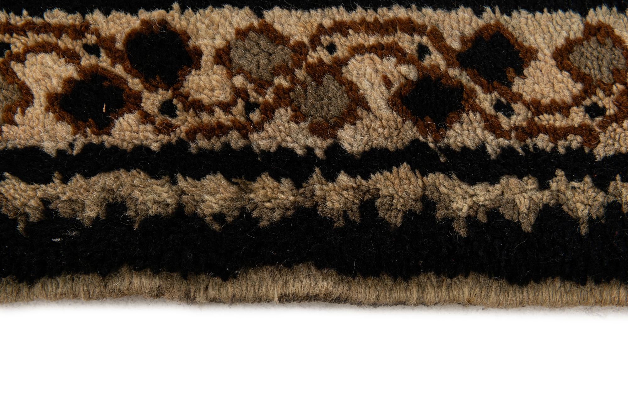 2' 8 x 4' 10 Hand Knotted Fars Wool Rug