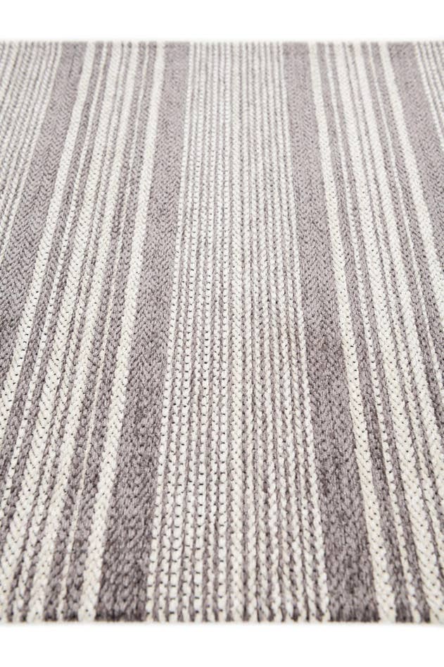 Detail image of 1' 10 x 2' 9 Flatweave Cotton Dhurrie Rug