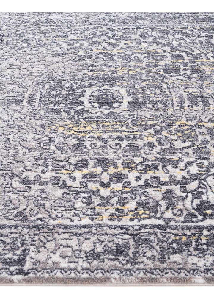 5' 3 x 7' 7 Fleur Rug
