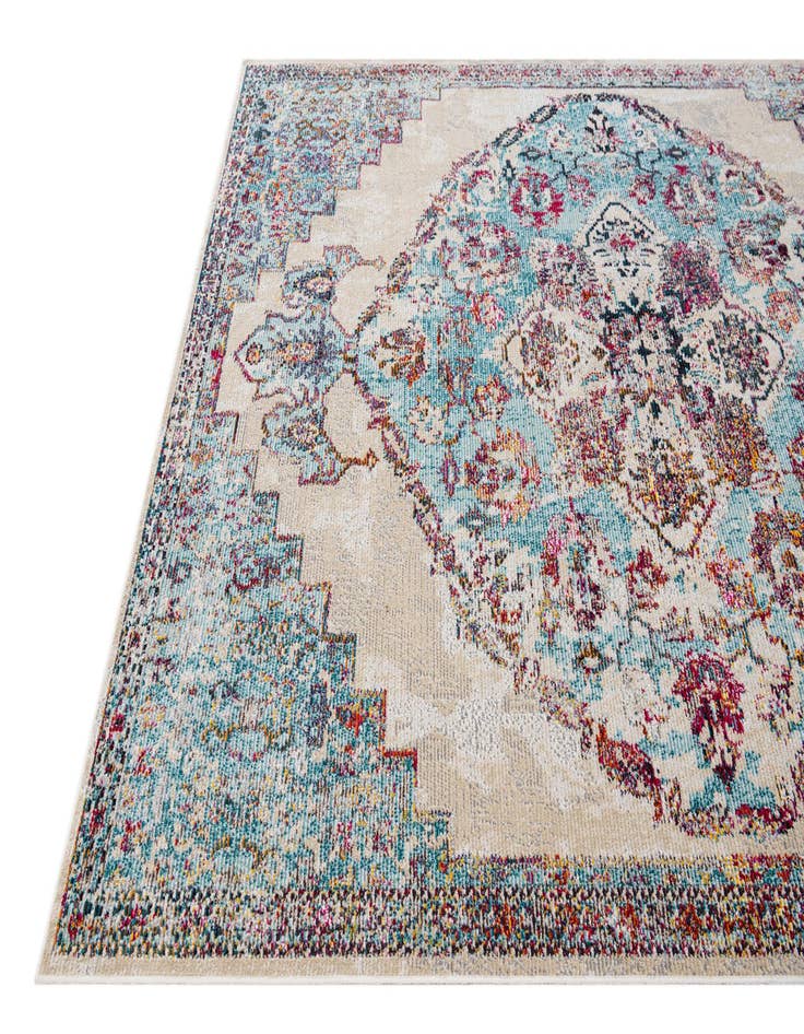Detail image of 5' 4 x 7' 4 Fleur Rug