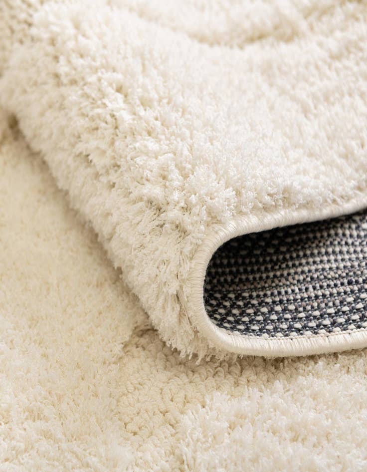 Detail image of 4' x 6' Floral Shag Rug