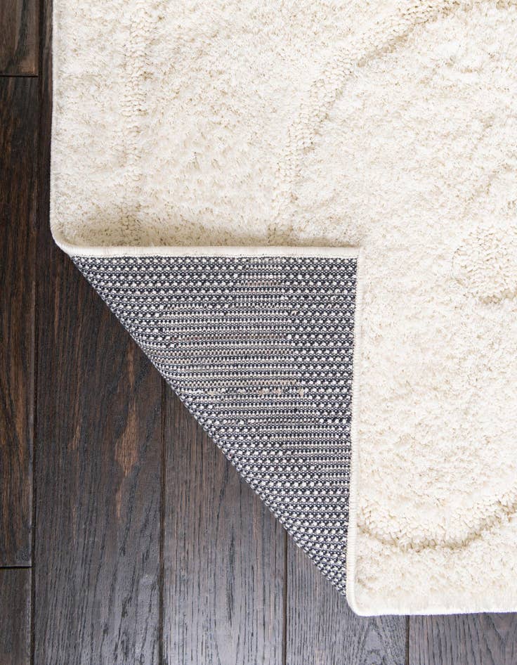 Detail image of 4' x 6' Floral Shag Rug