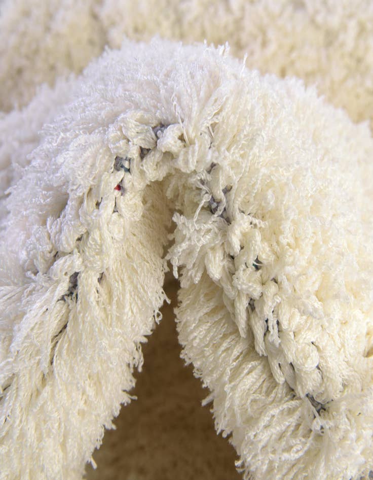 Detail image of 4' x 6' Floral Shag Rug