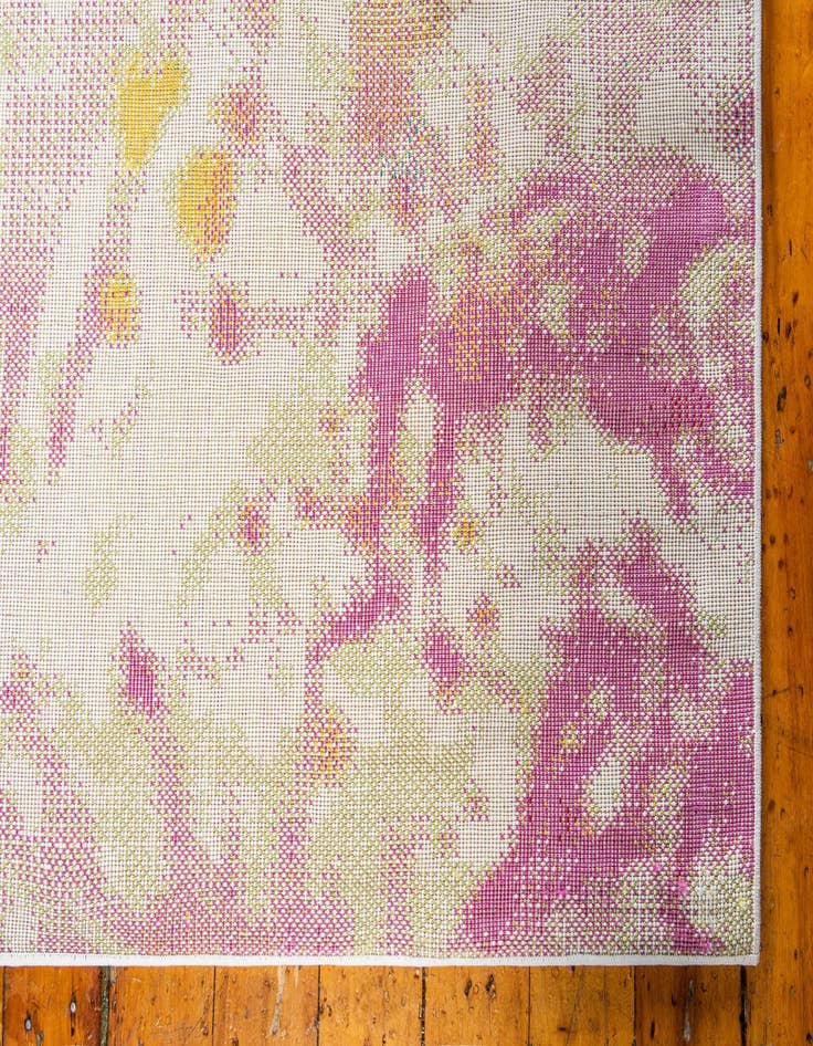 Detail image of 6' x 9' Florence Rug