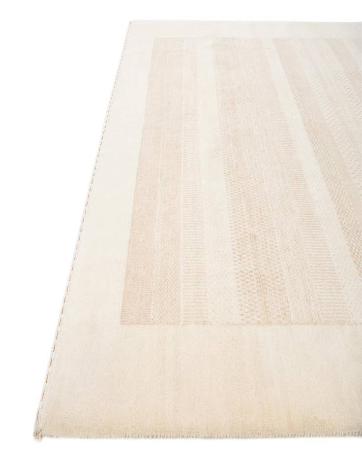 Detail image of 4' 10 x 6' 10 Hand Knotted Gabbeh Wool Rug