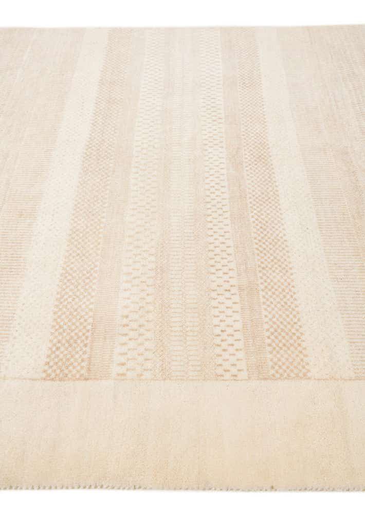 4' 10 x 6' 10 Hand Knotted Gabbeh Wool Rug